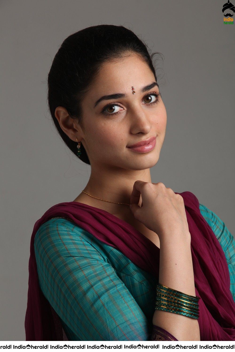 Tamannaah Unseen Stills from Venghai movie Set 2