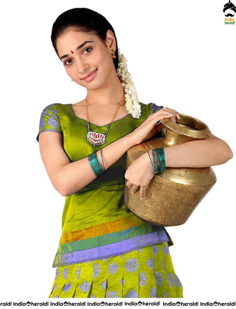 Tamannaah Unseen Stills from Venghai movie Set 3