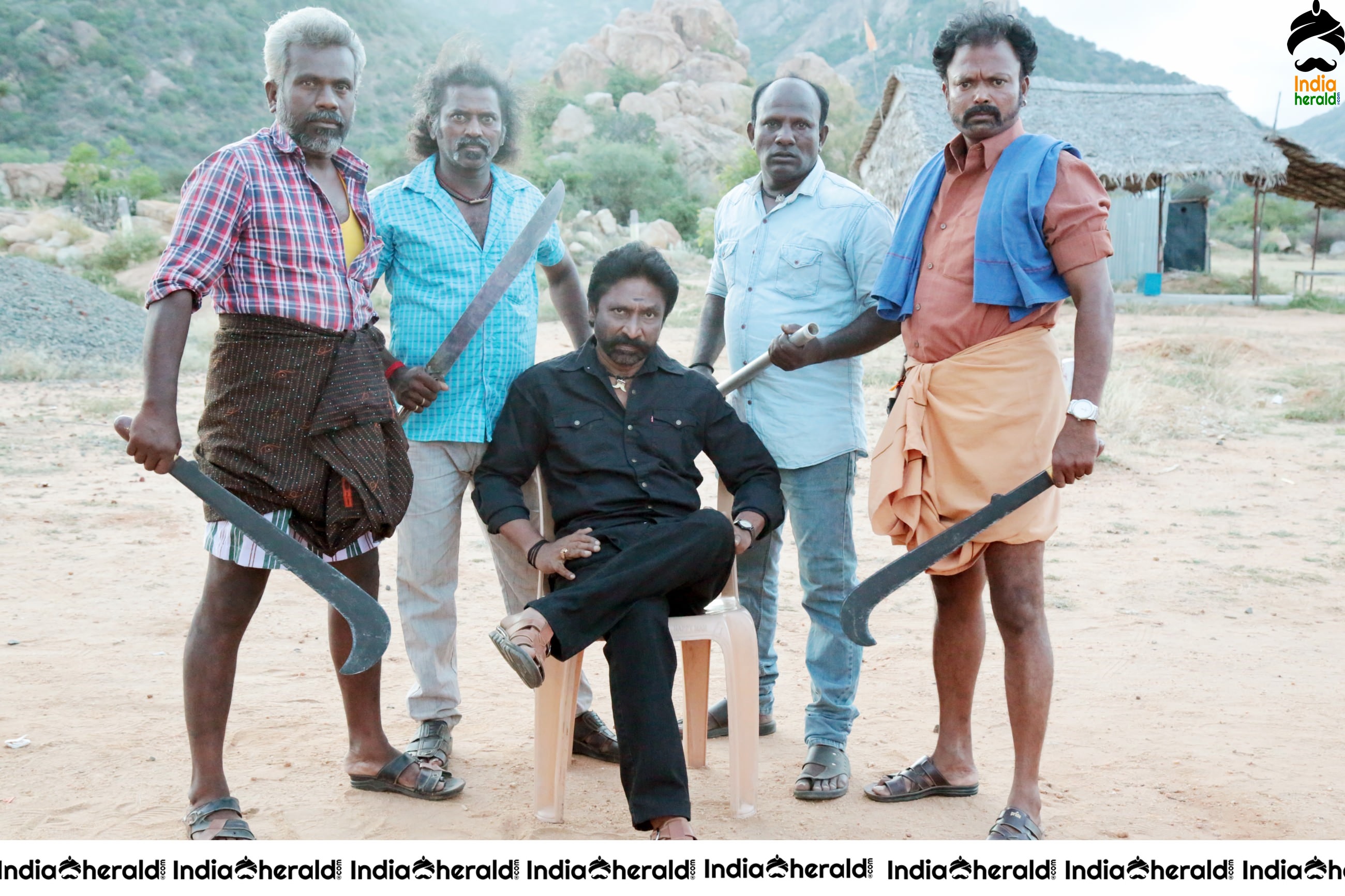 Thedu Movie photo Stills Set 1