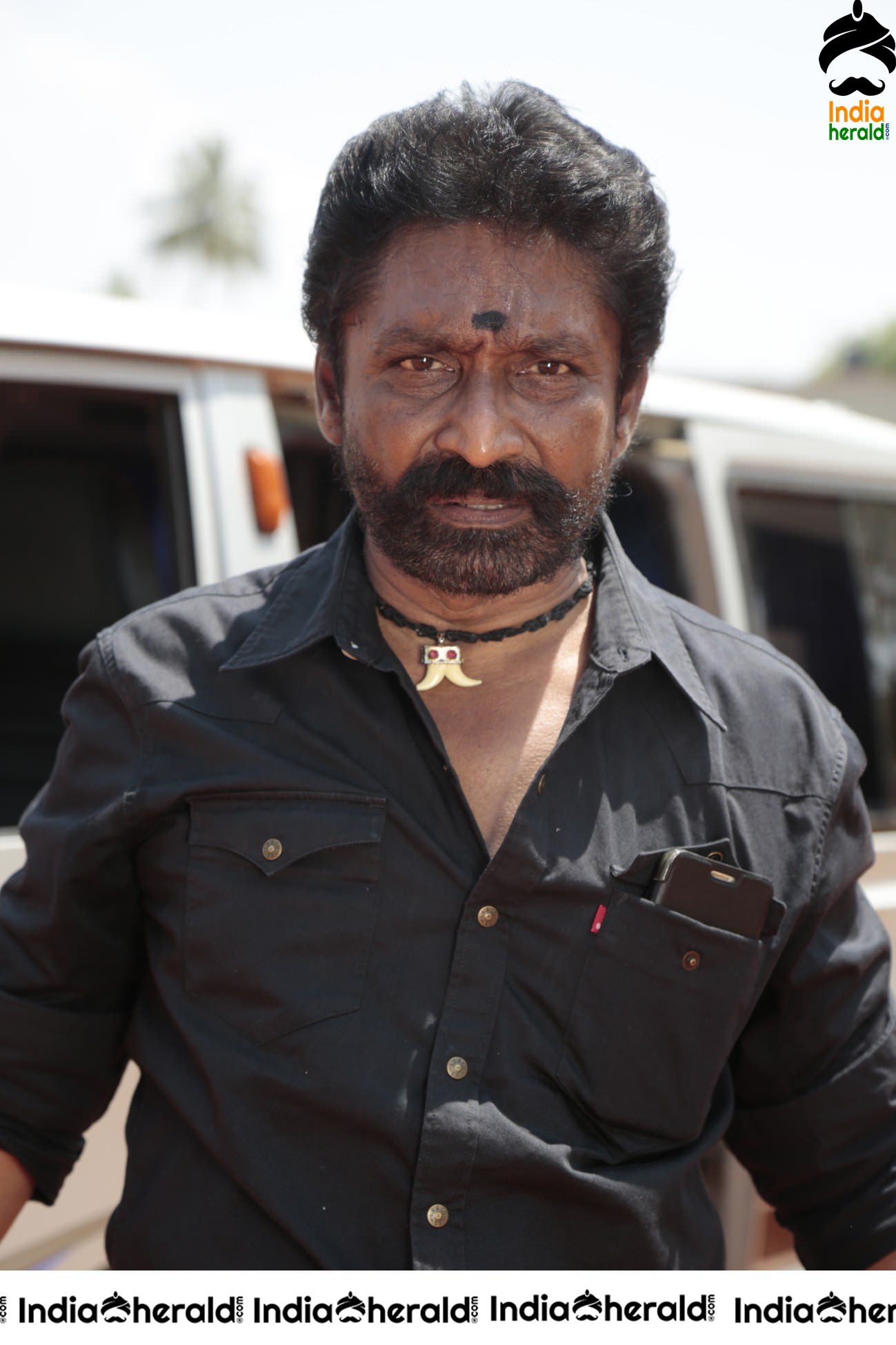 Thedu Movie photo Stills Set 1