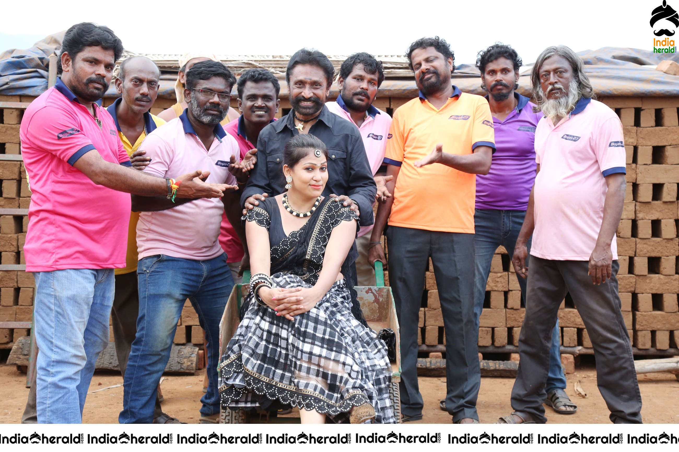 Thedu Movie photo Stills Set 2