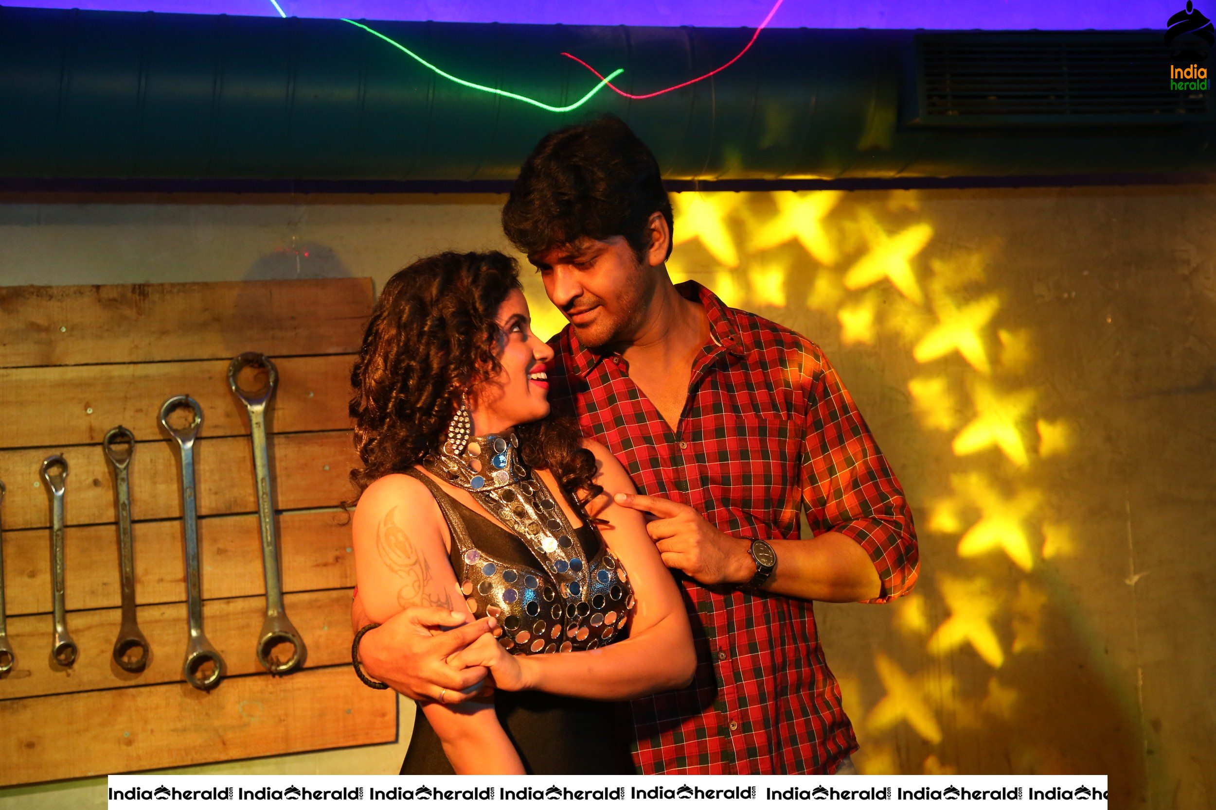 Thiruvalar Panjangam Movie Stills Set 1