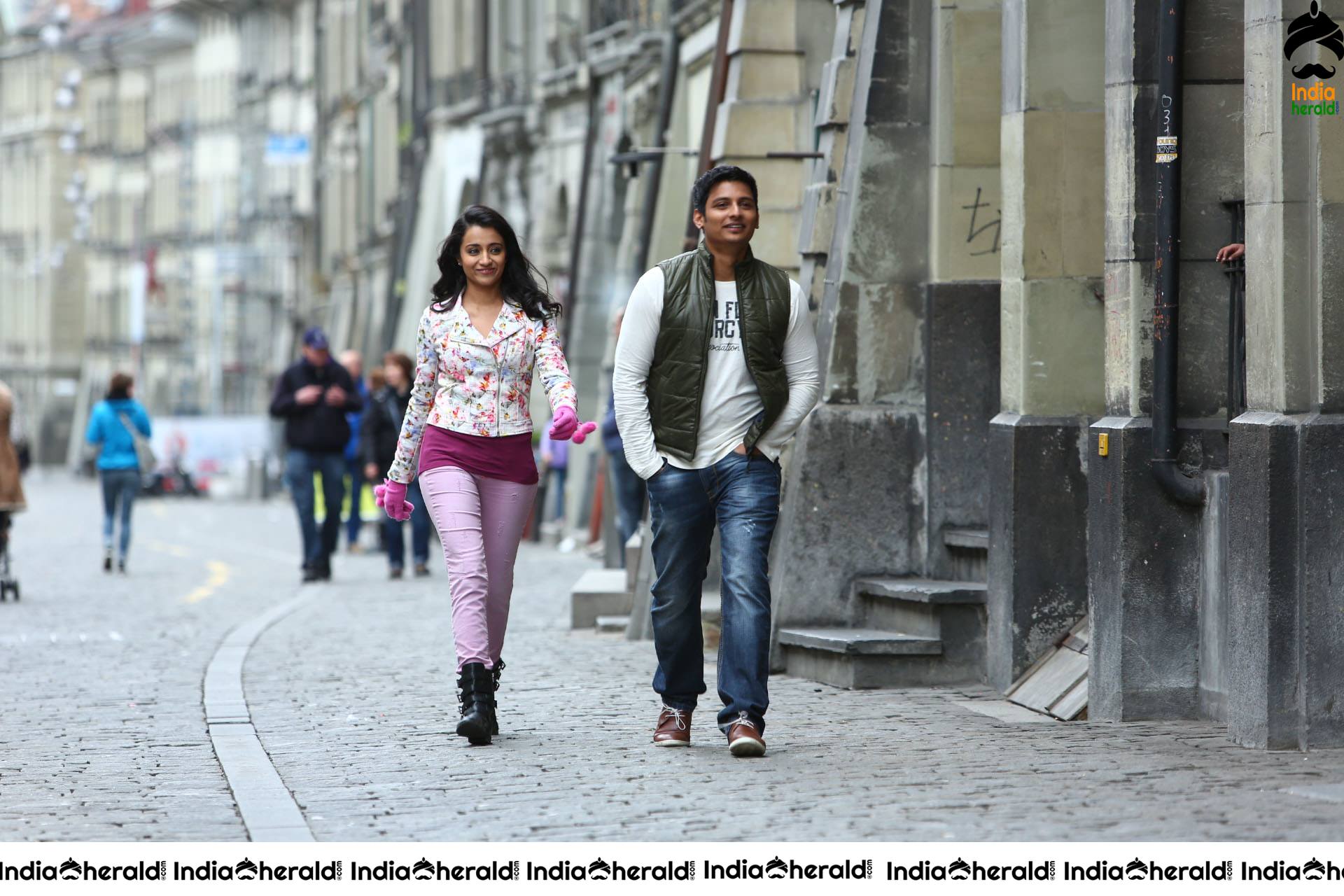 Trisha and Andrea Hot and Steamy Photos from an Unseen Tamil Movie Set 1