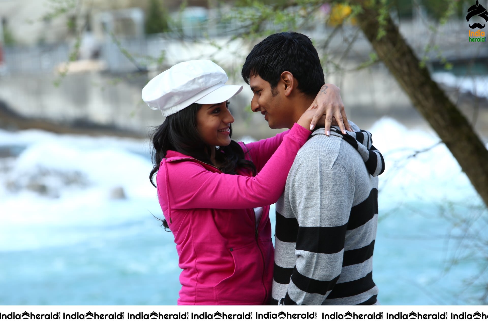 Trisha and Andrea Hot and Steamy Photos from an Unseen Tamil Movie Set 2