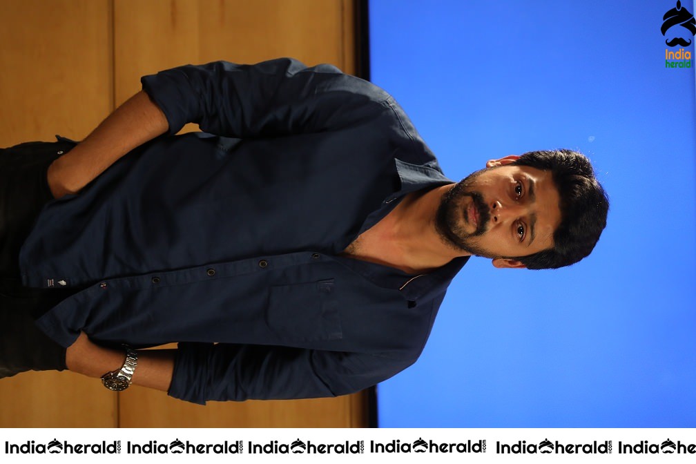 Un Kadhal Irunthal Tamil Movie Stills Set 3