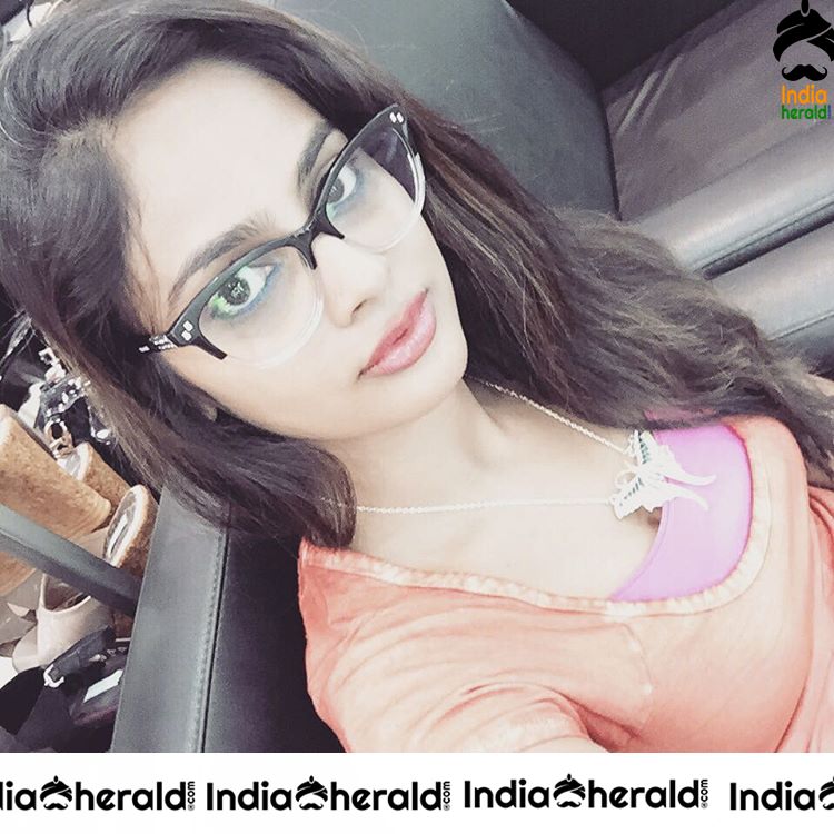 Unseen Photos Collection of Nandita Swetha Set 4