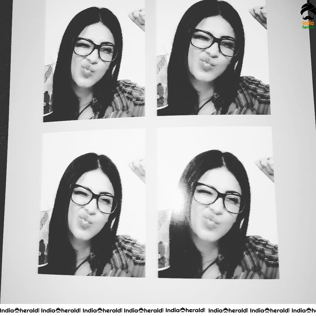 Unseen Photos Collection of Shruti Haasan from Behind the Scenes Set 5