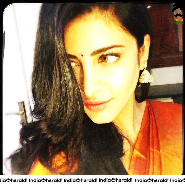 Unseen Photos Collection of Shruti Haasan from Behind the Scenes Set 6
