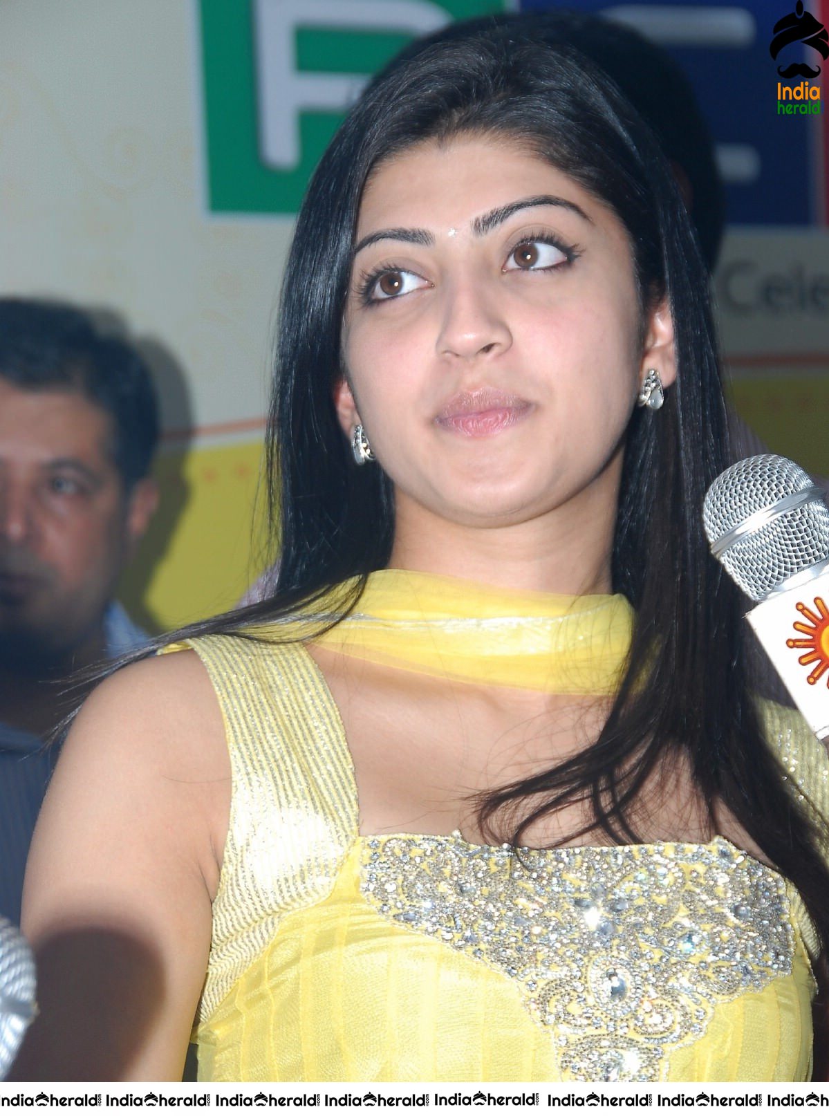 Unseen Pranitha Photos from her Early Days of Career Set 5