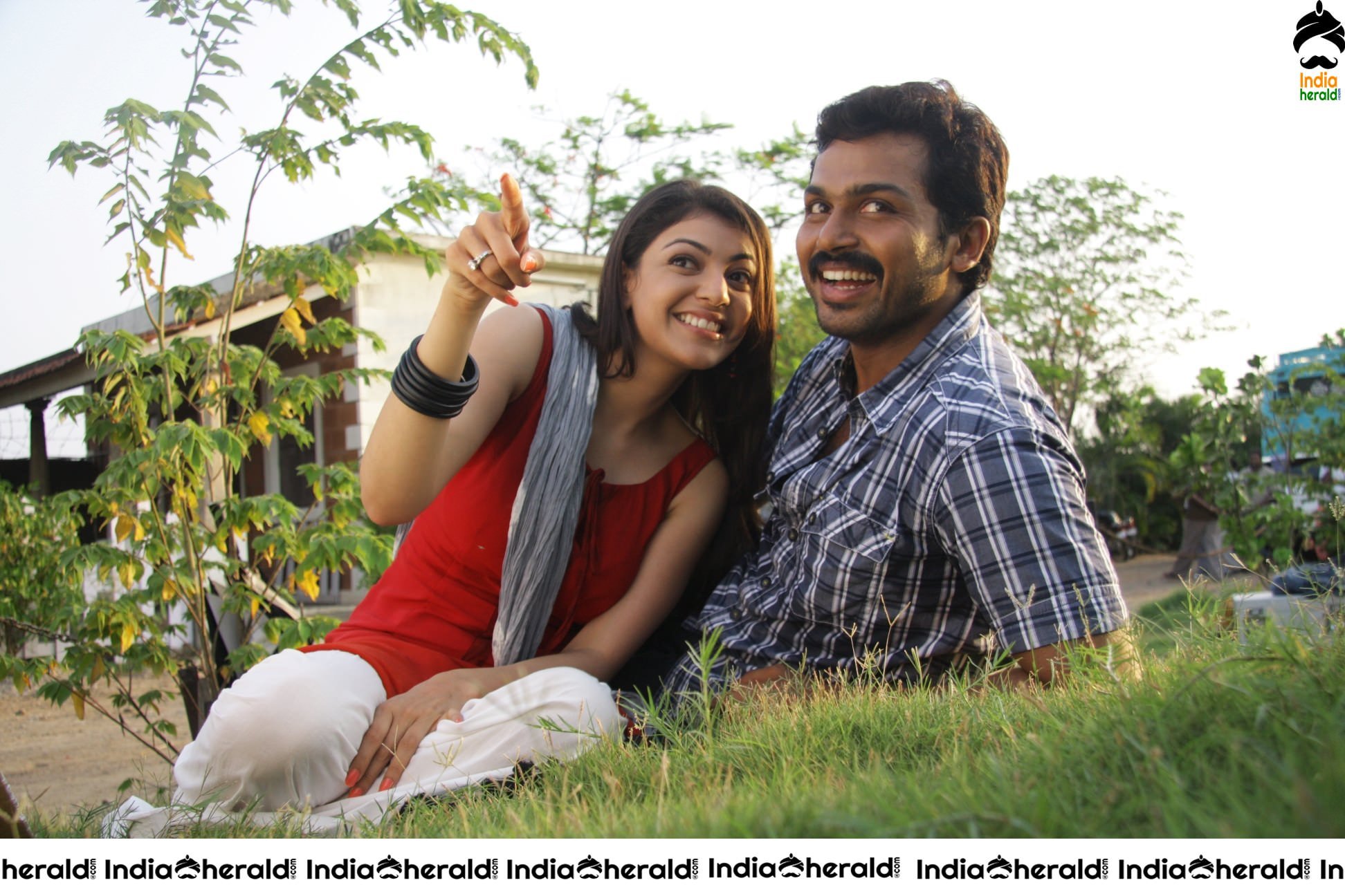 Unseen Rare Hot Kajal Aggarwal and Karthi Photos from Naan Mahan Alla Set 2