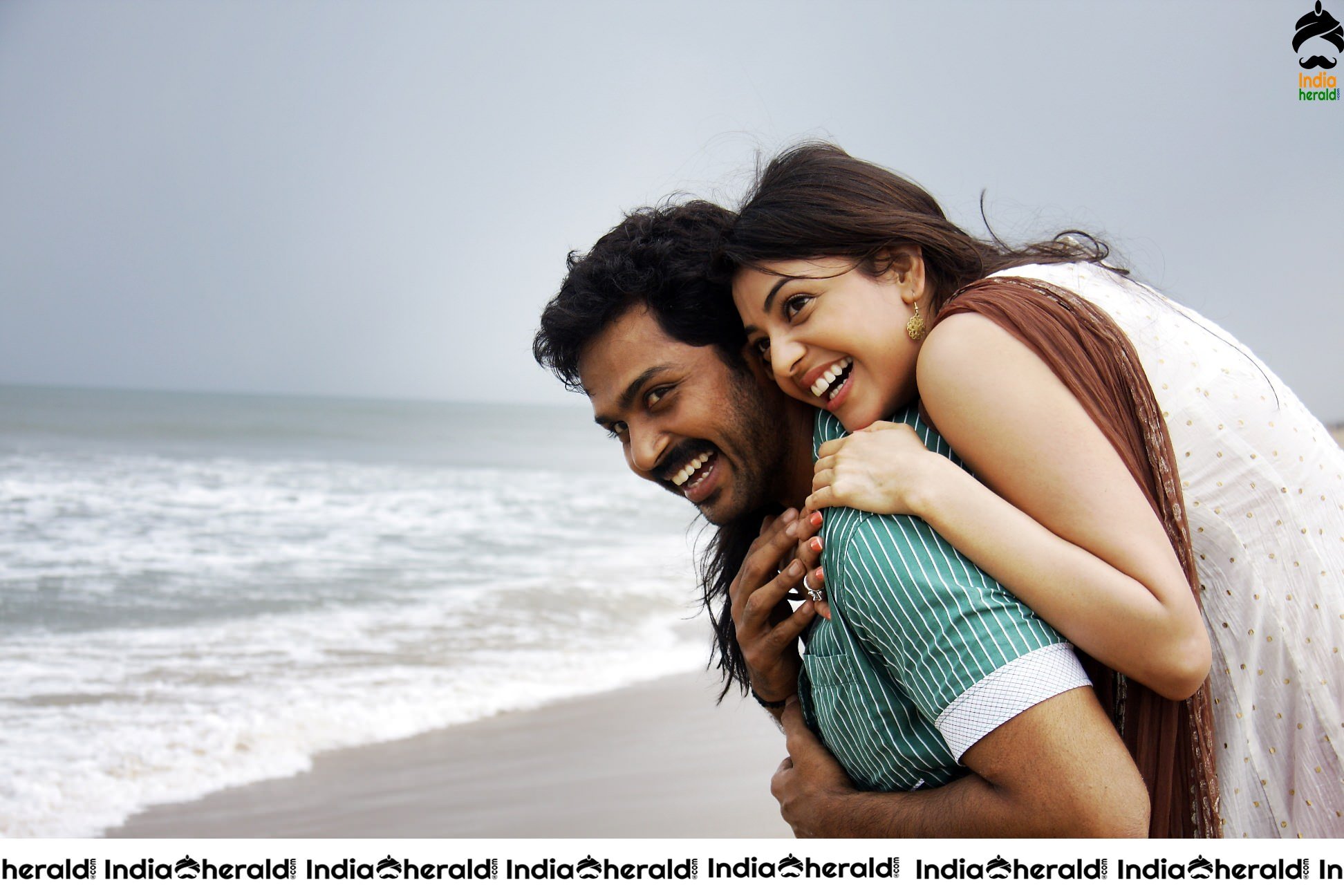 Unseen Rare Hot Kajal Aggarwal and Karthi Photos from Naan Mahan Alla Set 3