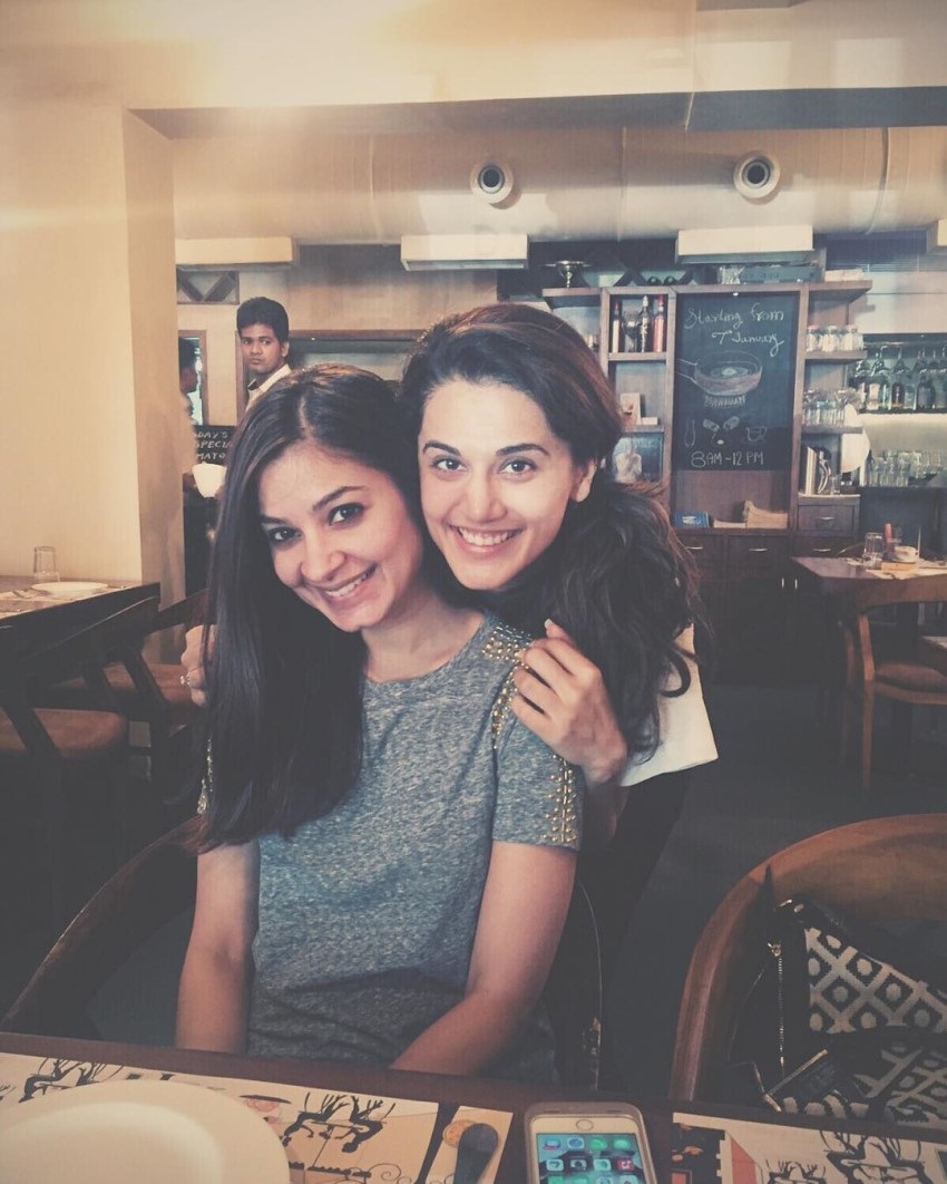 Unseen Rare Photos Of Taapsee Set 1