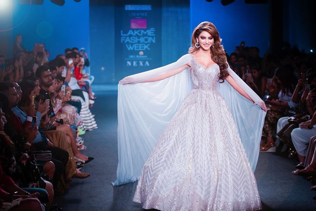 Urvashi ramp walk images 5