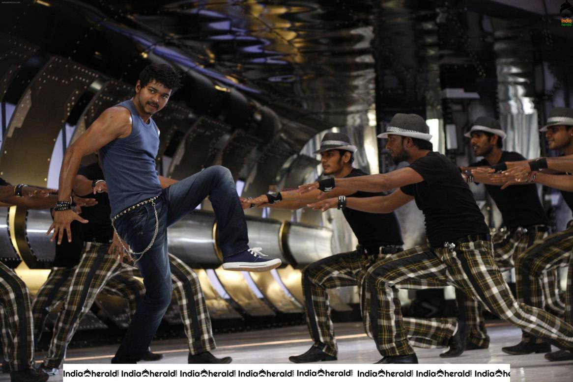 Velayudham Unseen Throwback HD Photos Set 3