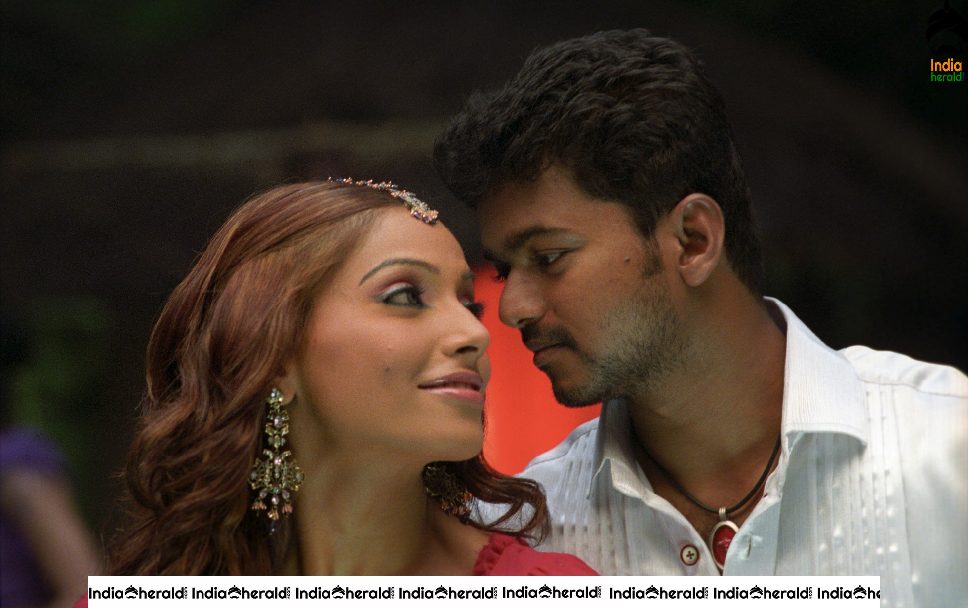 Vijay and Genelia in Sachein Movie Unseen HD Stills Set 2