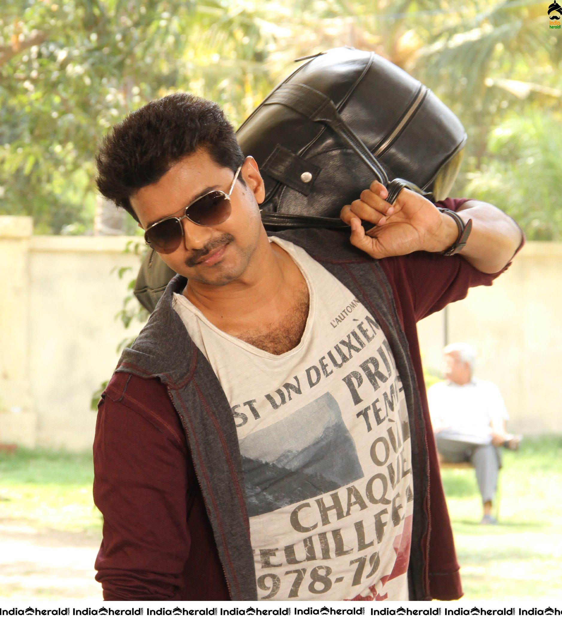 Vijay and Samantha in Kaththi Movie Unseen HD Photos Set 1