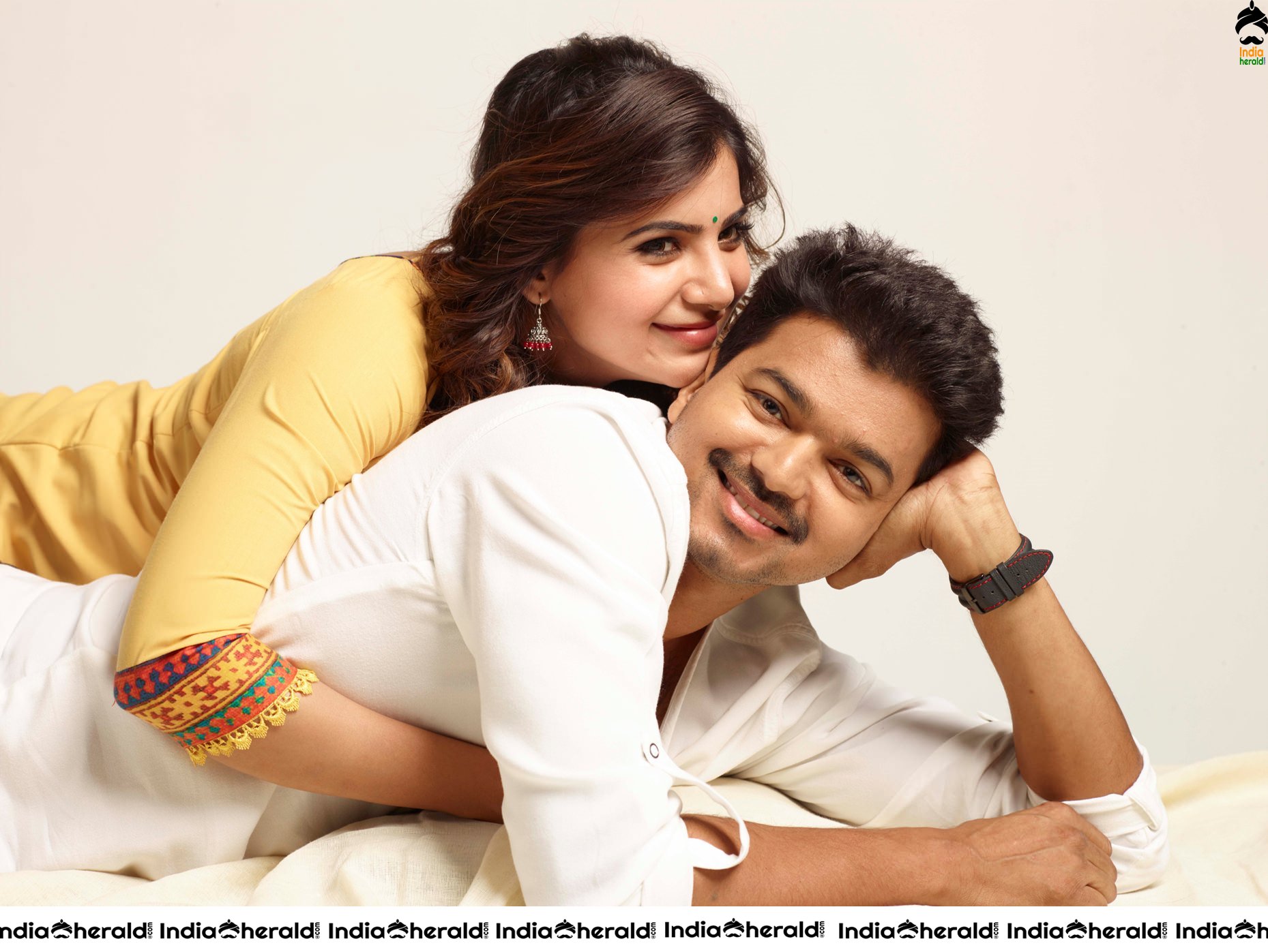 Vijay and Samantha in Kaththi Movie Unseen HD Photos Set 1