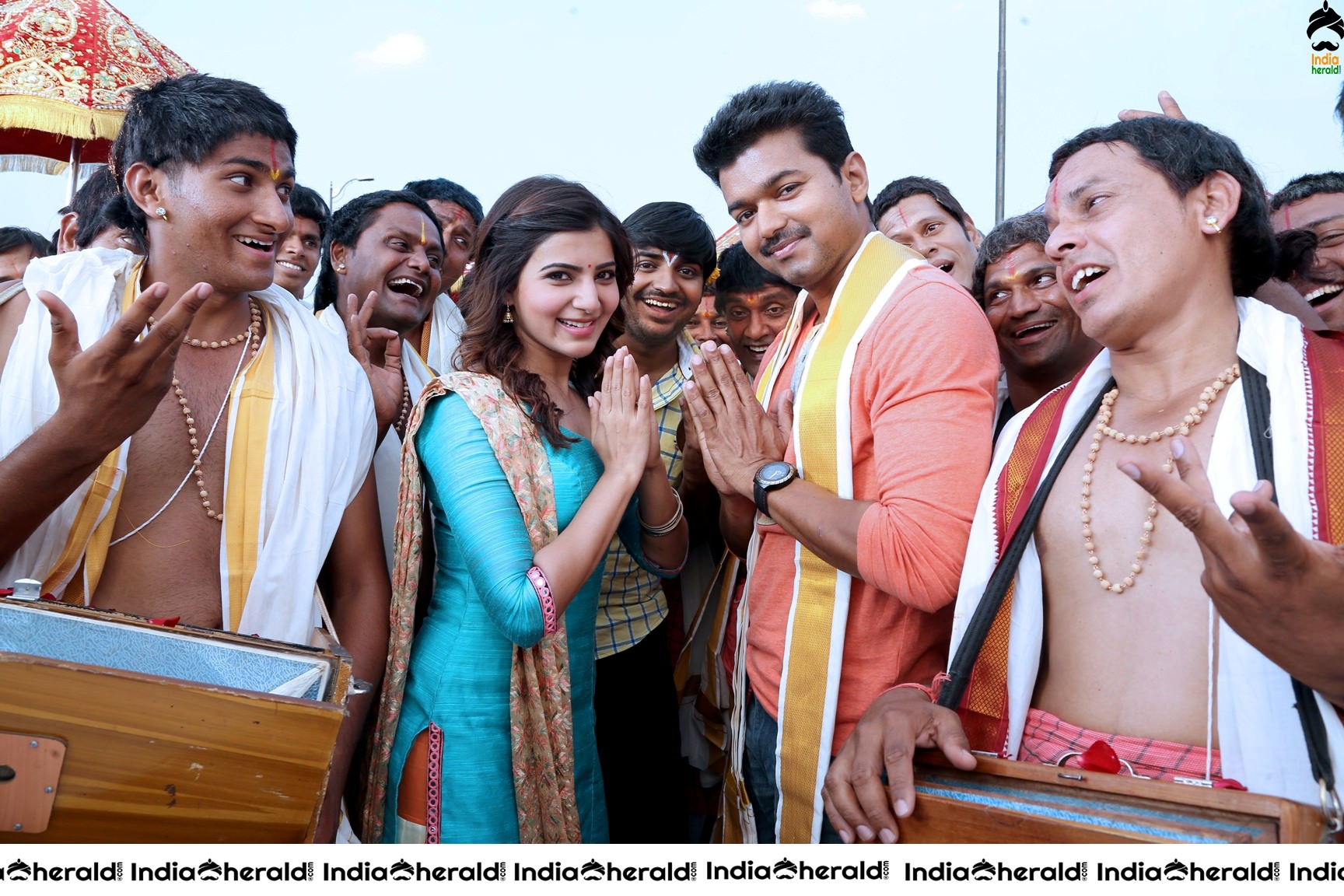 Vijay and Samantha in Kaththi Movie Unseen HD Photos Set 1