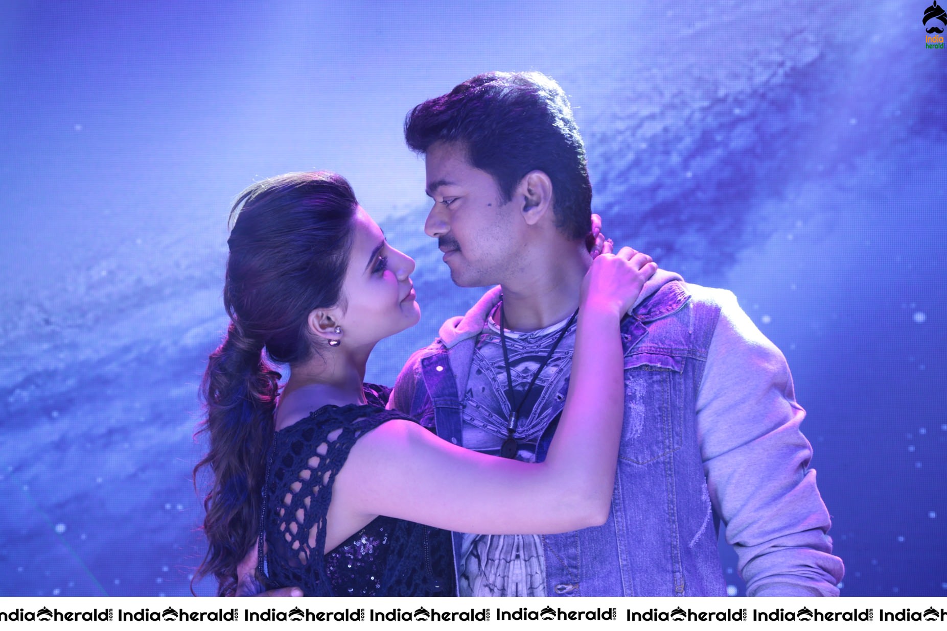 Vijay and Samantha in Kaththi Movie Unseen HD Photos Set 1