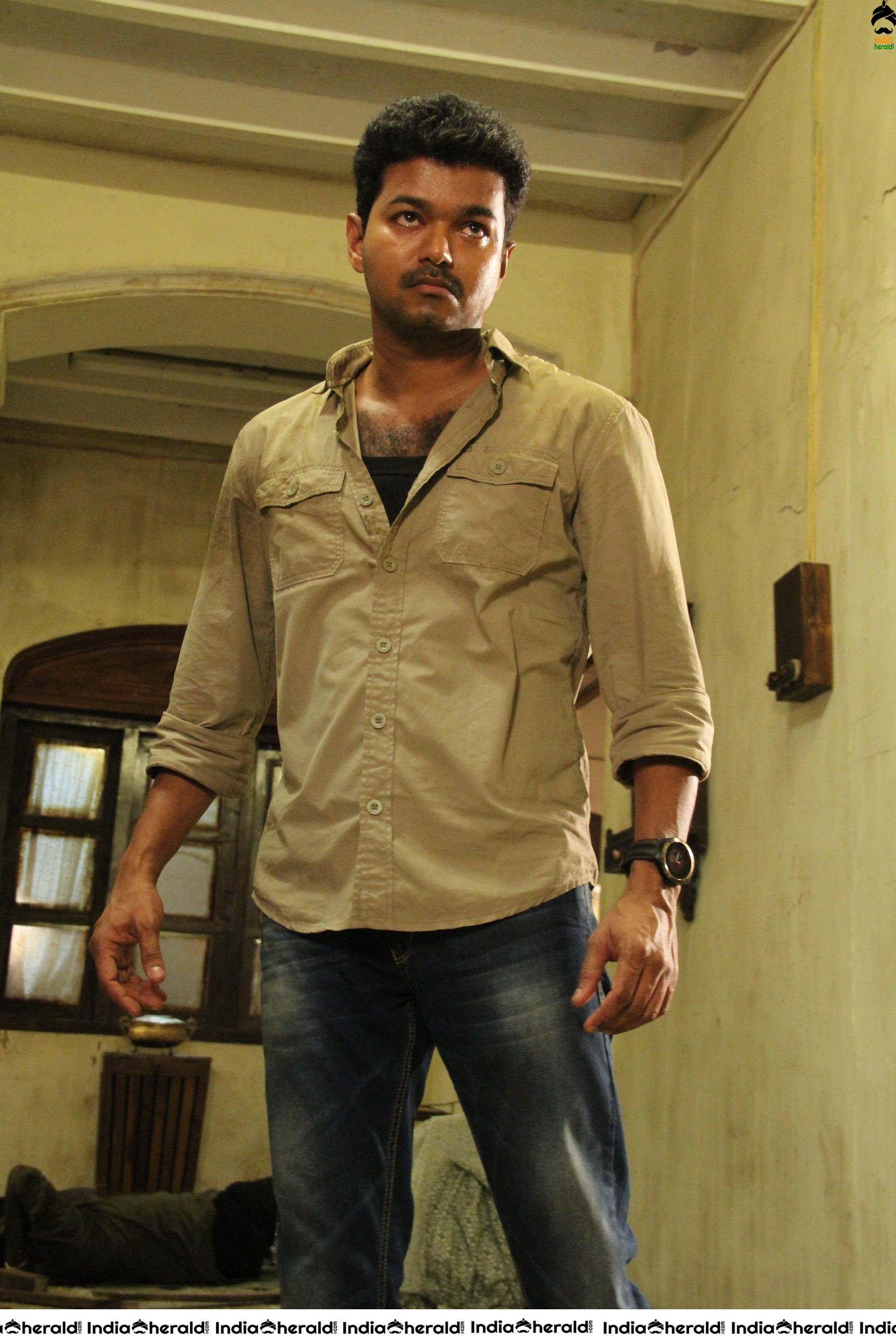 Vijay and Samantha in Kaththi Movie Unseen HD Photos Set 2