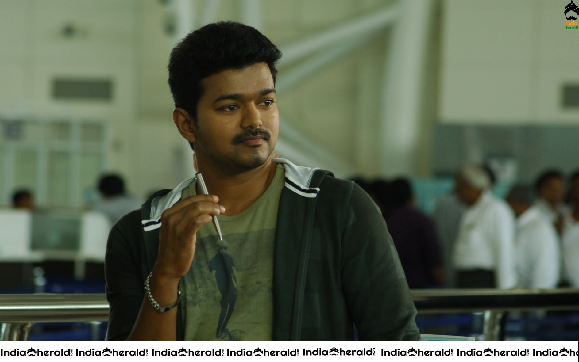 Vijay and Samantha in Kaththi Movie Unseen HD Photos Set 3