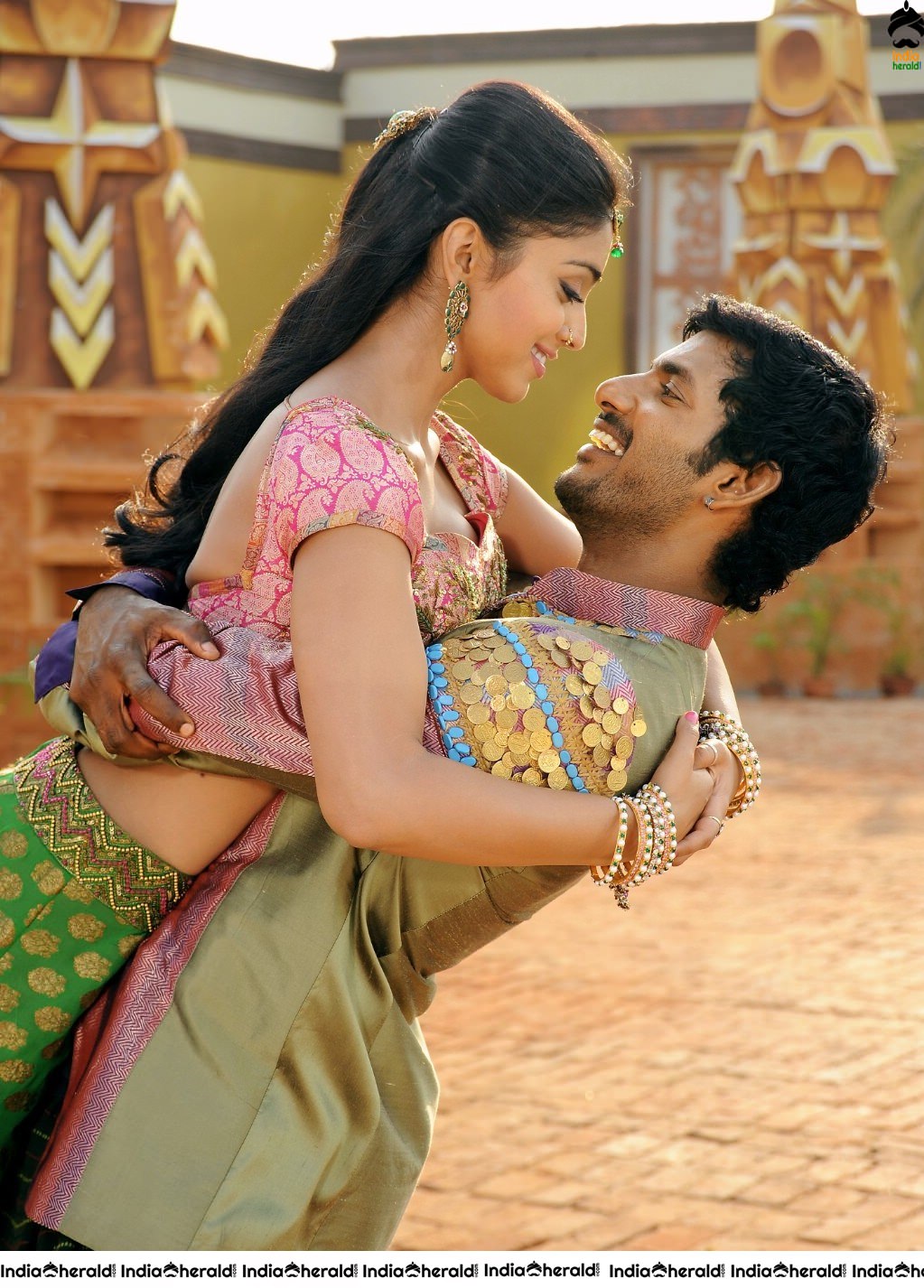 vishal-and-shriya-unseen-stills-from-tho