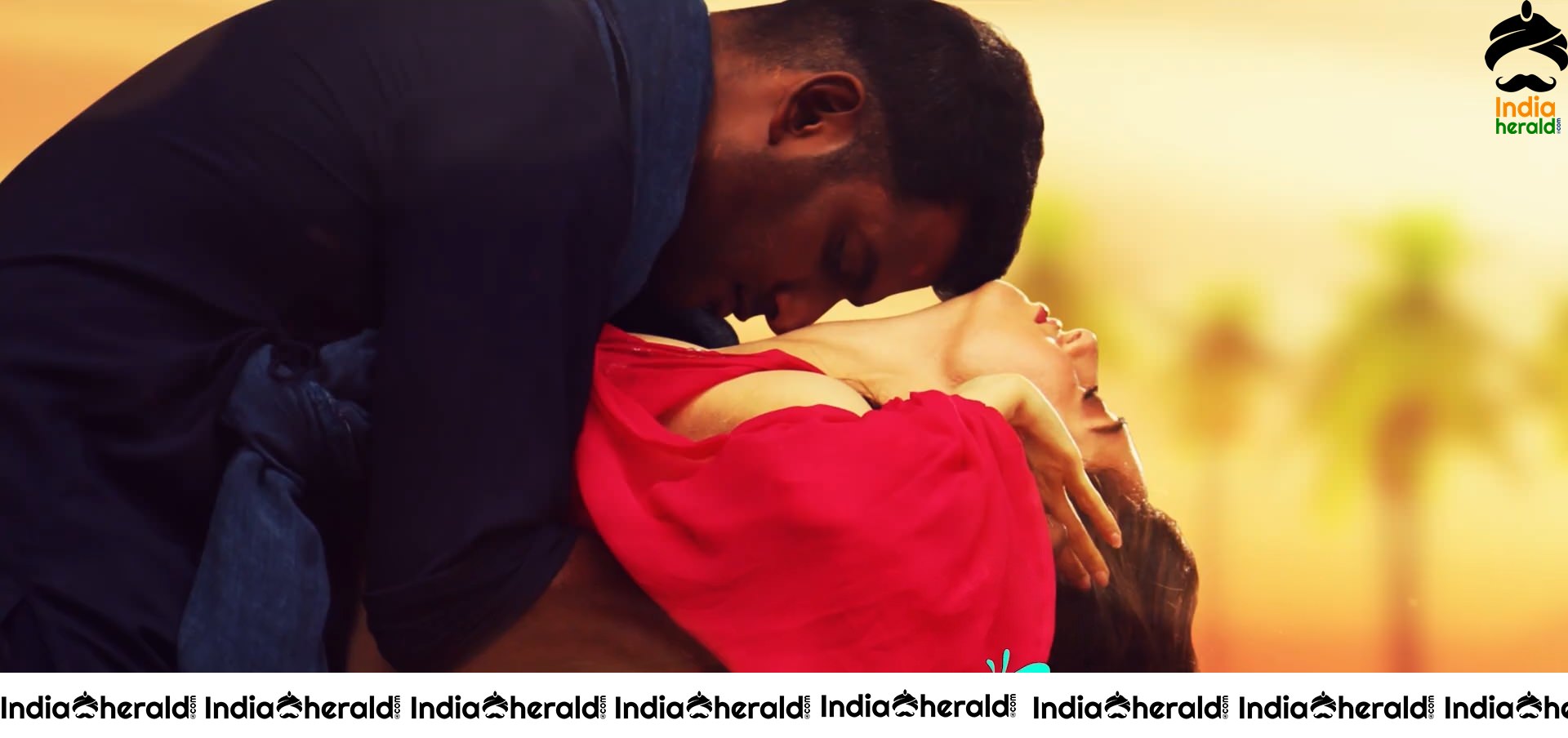 Vishal and Tamanna Hot Stills from Nee Sirichaalum Lyric Video Set 1