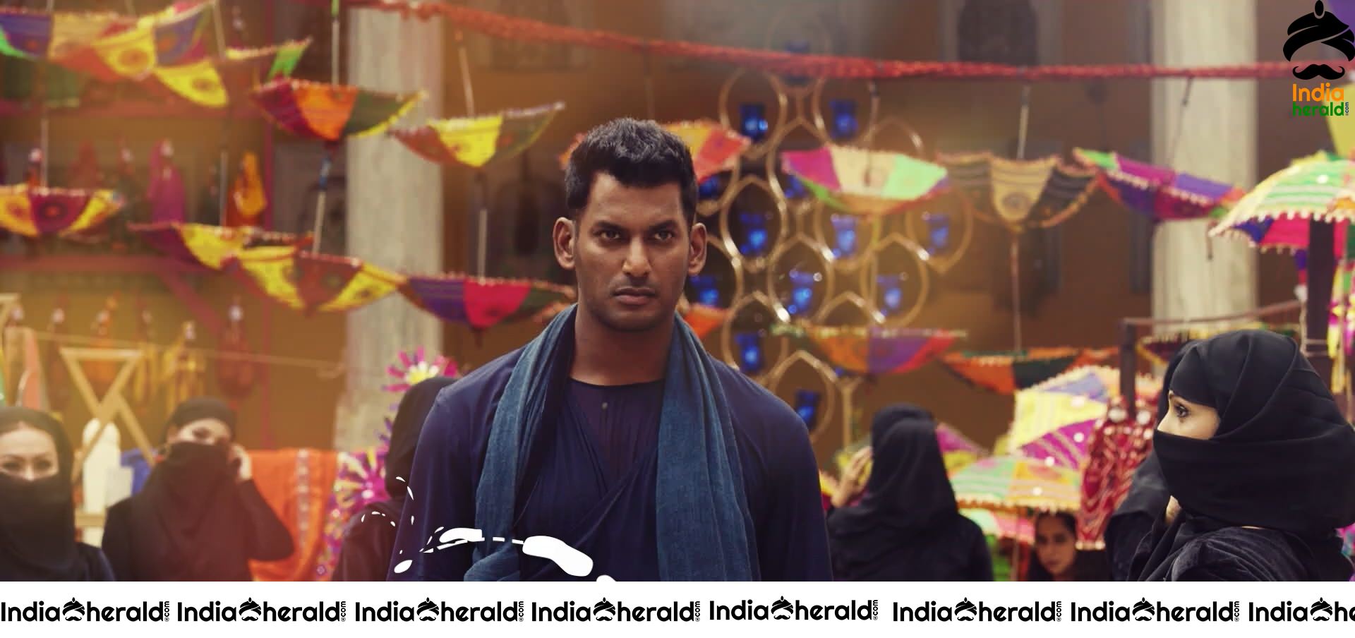 Vishal and Tamanna Hot Stills from Nee Sirichaalum Lyric Video Set 3