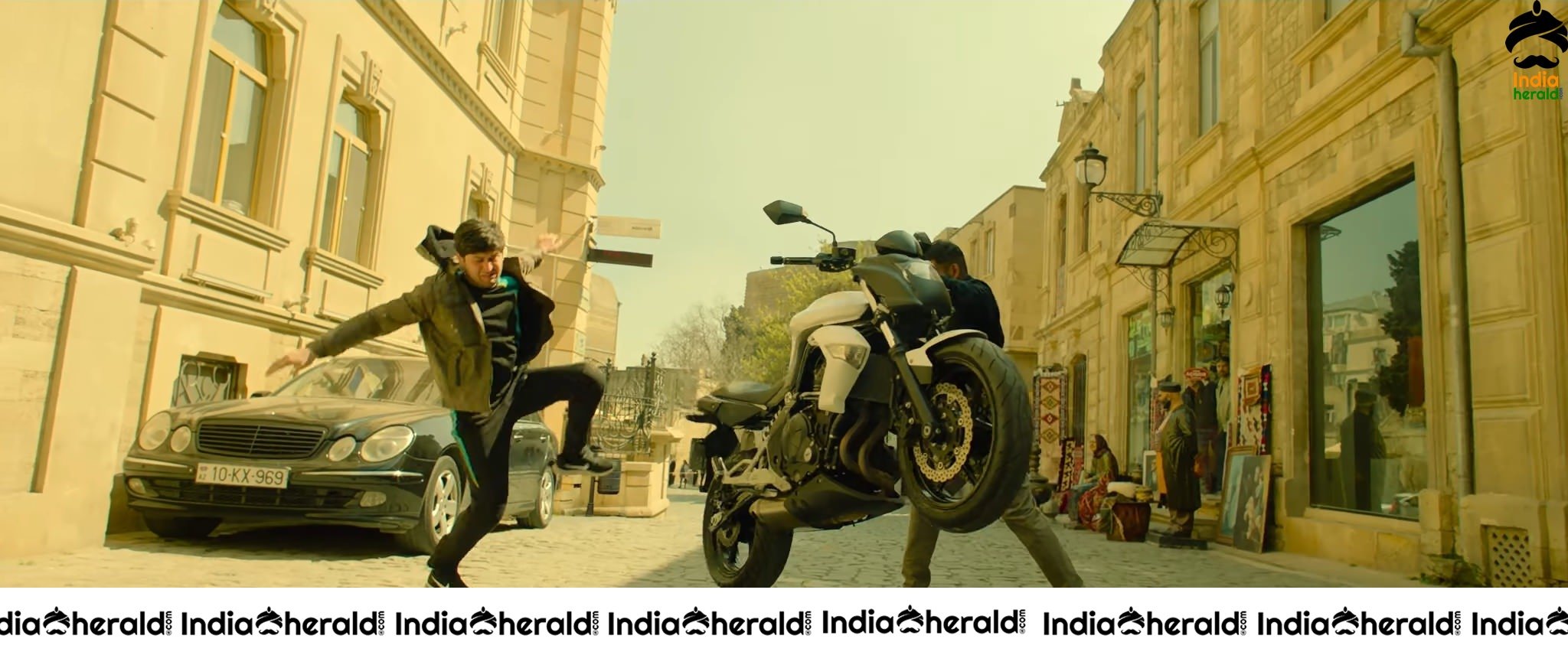 Vishal Tamanna Hot Action Trailer Stills Set 6