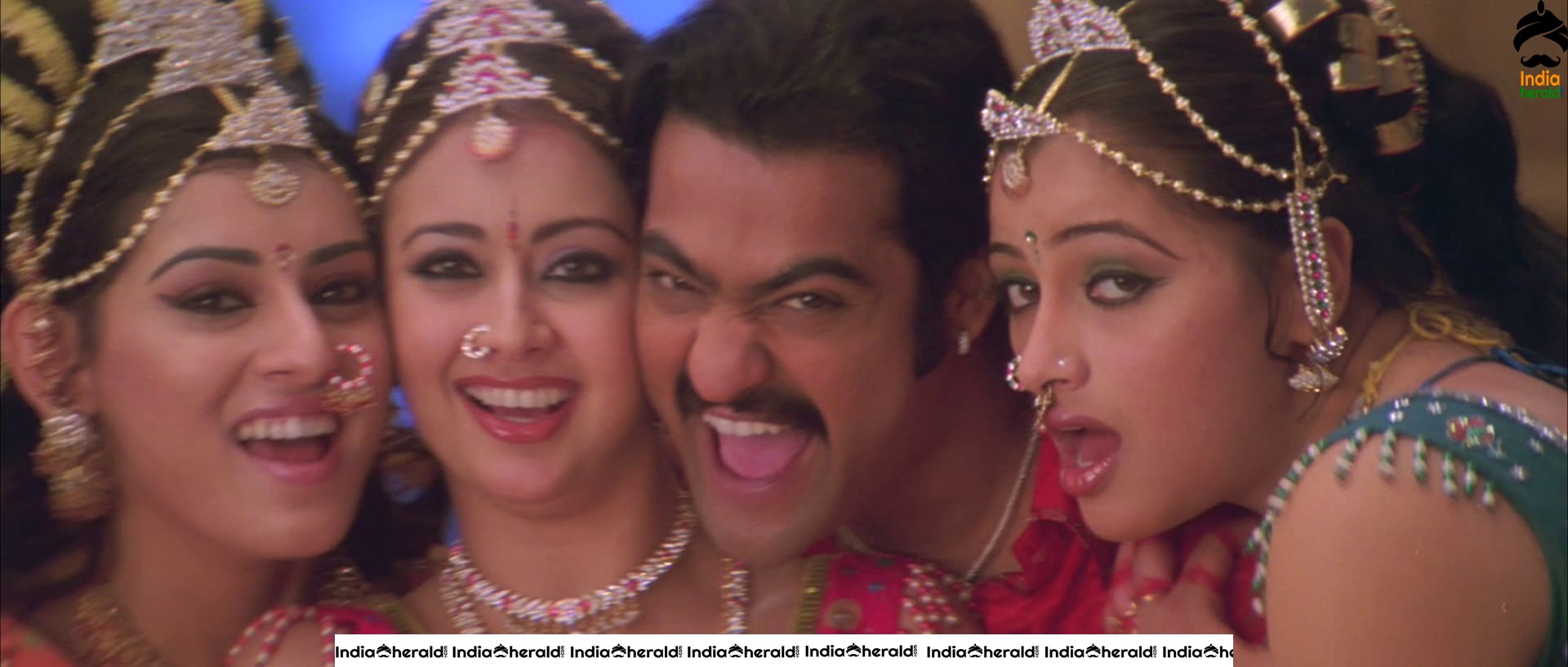 Yamadonga releasing in Tamil as Vijayan Posters