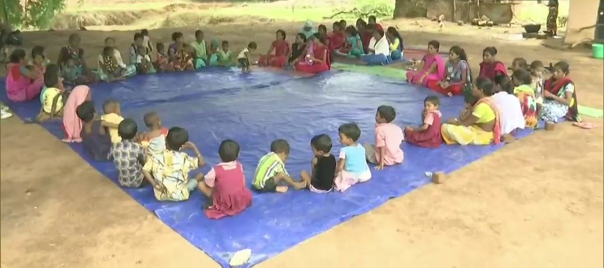 Free Food Being Provided To Tribal Kids In Chhattisgarh