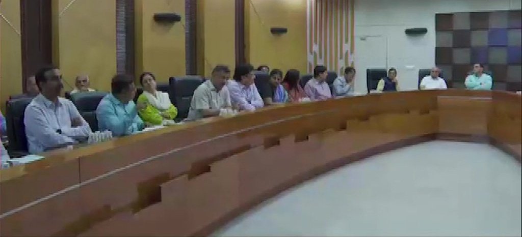 Gujarat CM Vijay Rupani Holds A Special Meeting With Officers On Cyclone Vayu