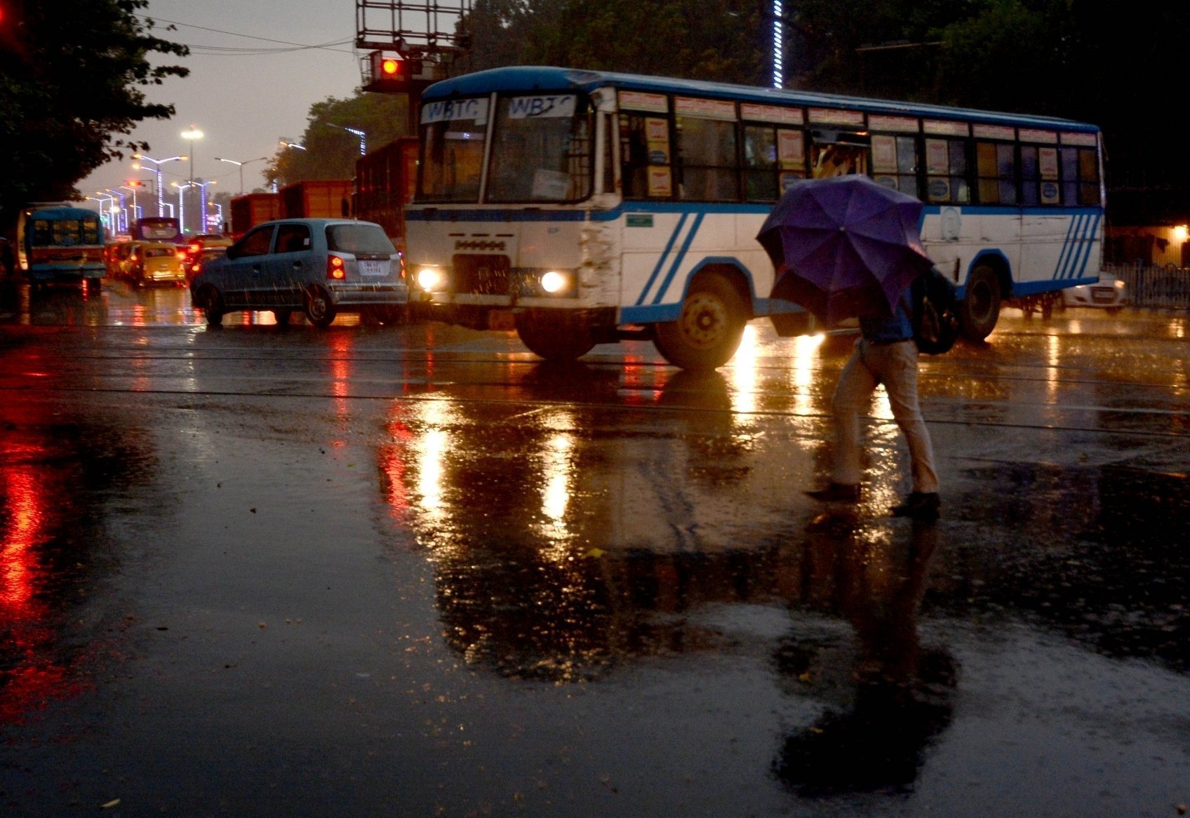 Kolkata Rains Provide Some Respite To The Residents