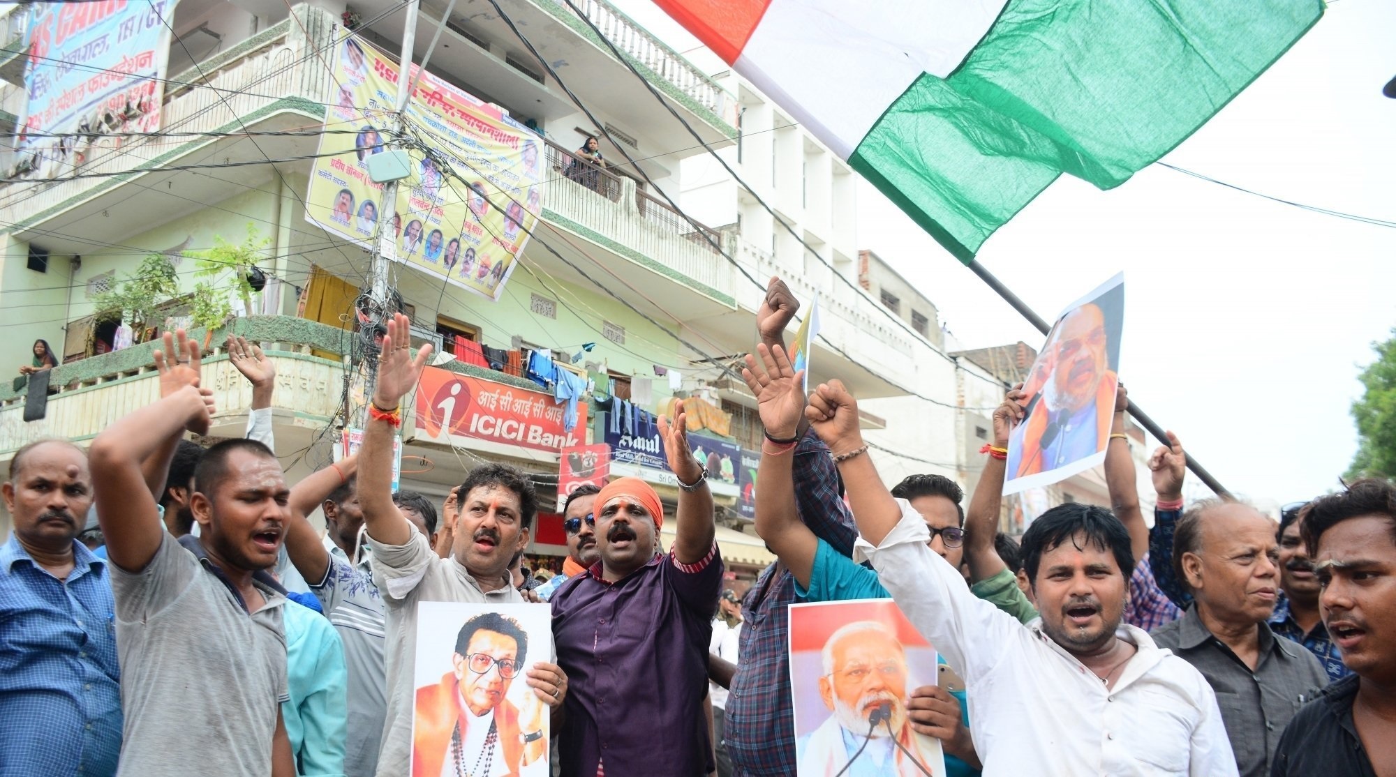 People Celebrate Union Govt On Kashmir Decision
