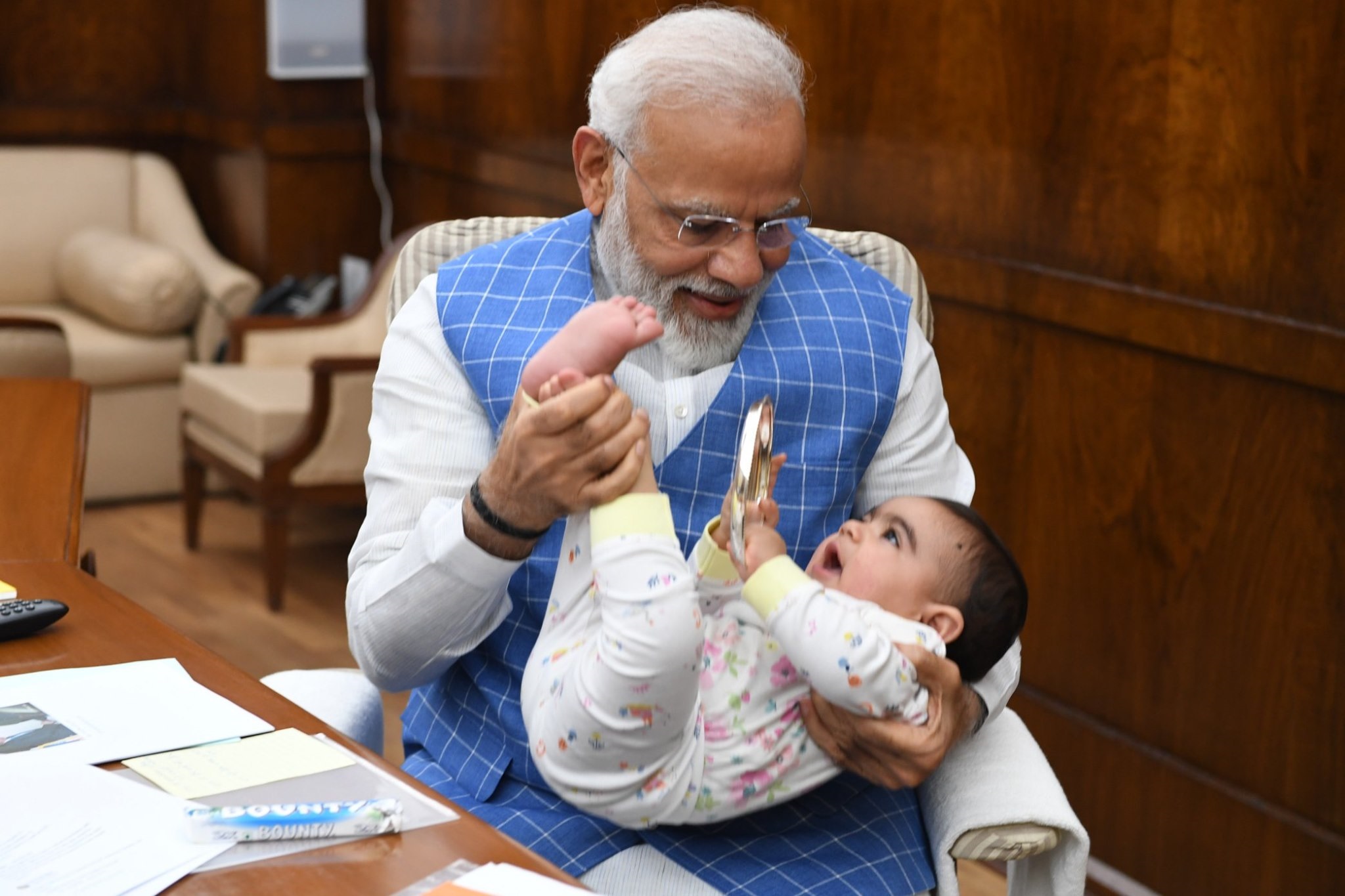 PM Modi Playing With A Baby At His Office