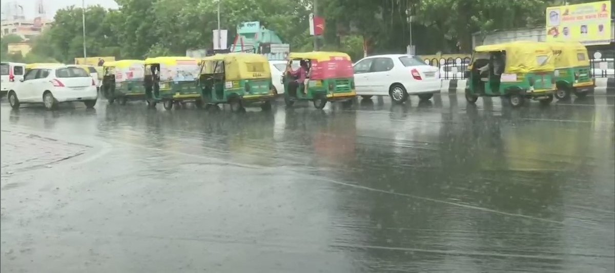 Rain Lashes Parts Of Lucknow