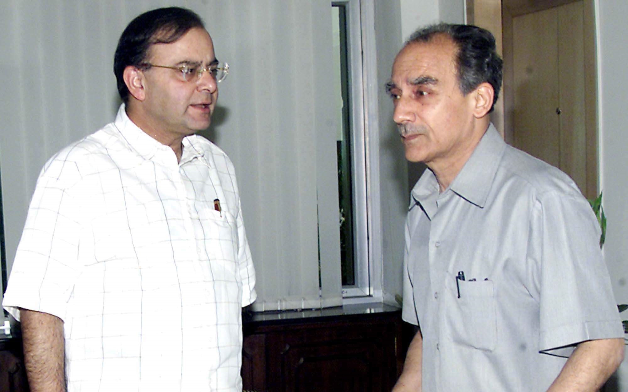 Former Union Minister And Senior BJP Leader Arun Jaitley Rare Photos Set 1