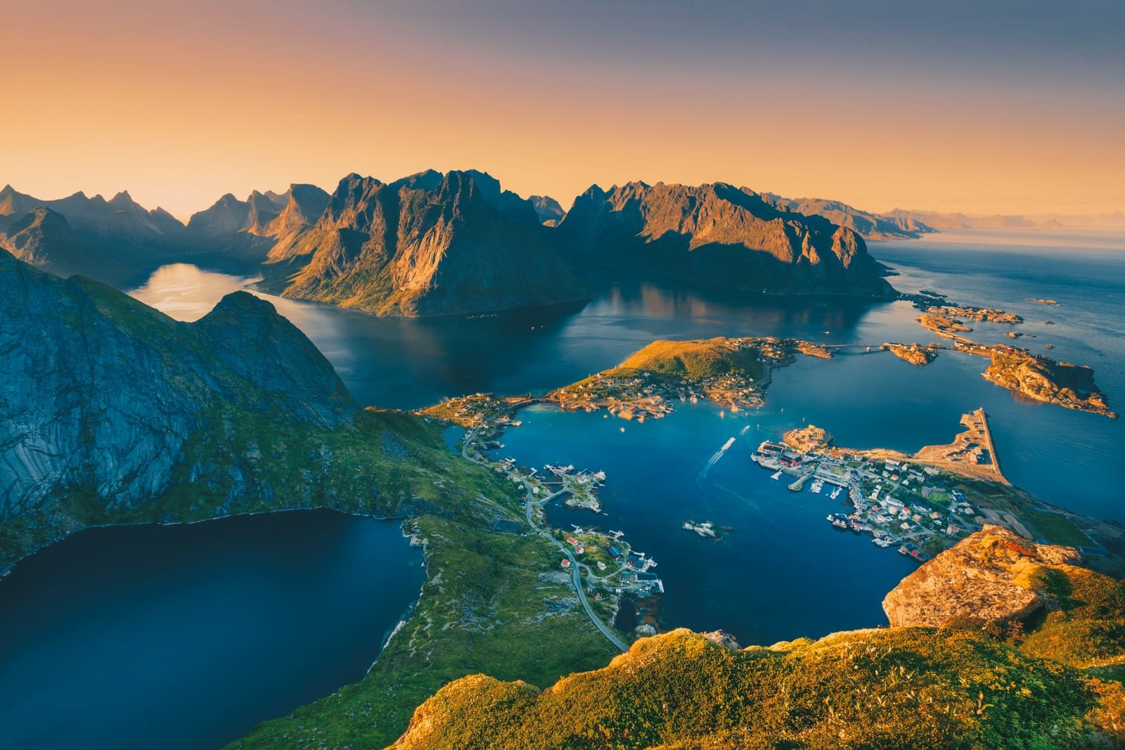 10 Beautiful Places In Norway To Visit
