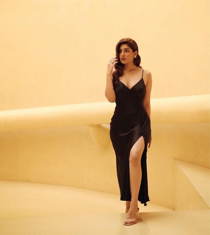 Actress and Model Yukti Thareja Latest Sizzling Images