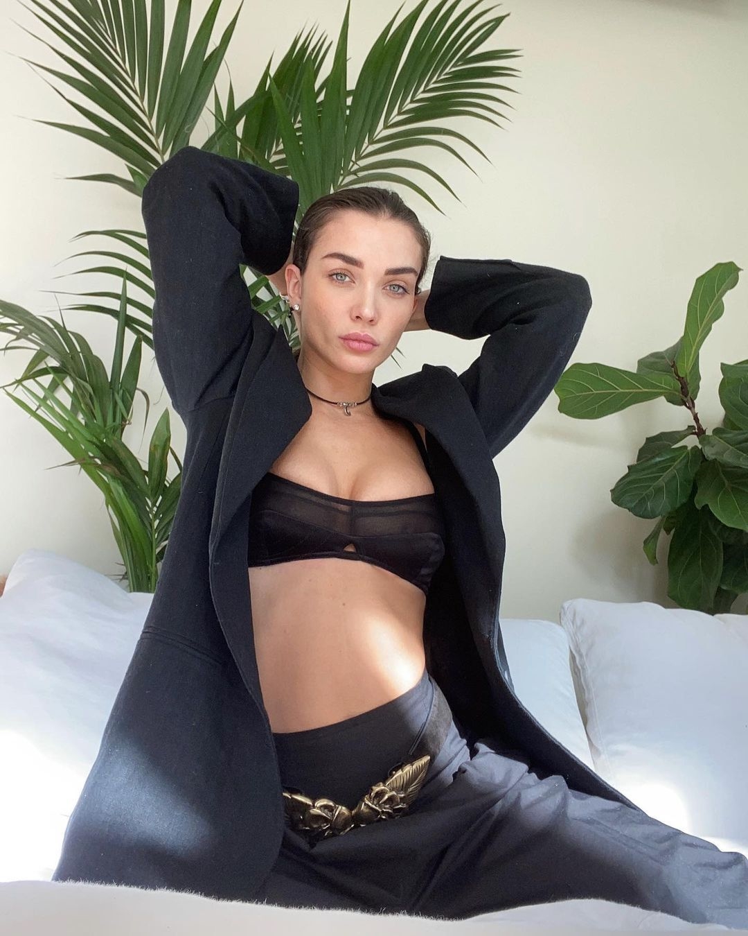 Amy Jackson sizzlers Photos