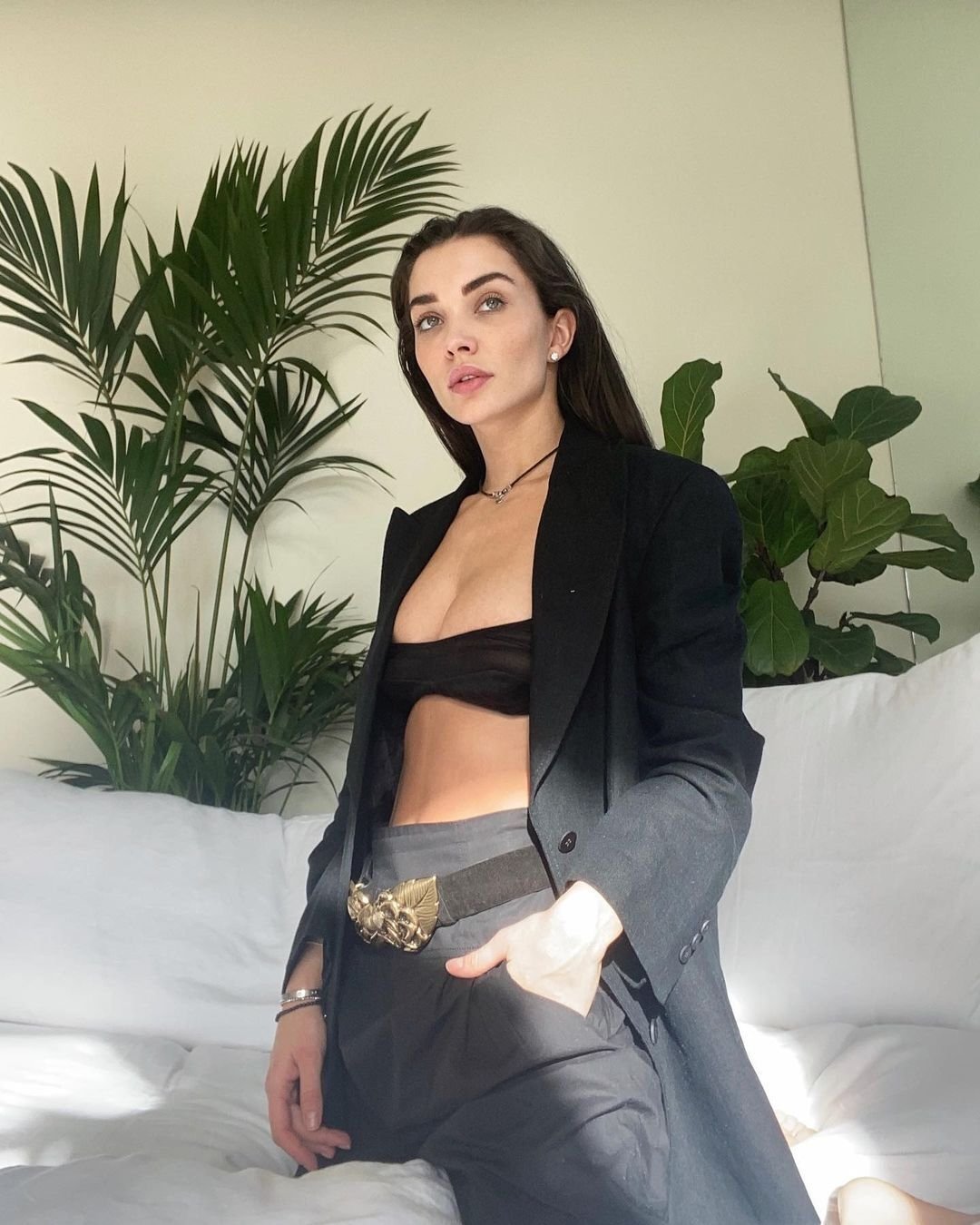 Amy Jackson sizzlers Photos