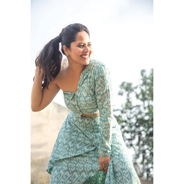 Anasuya Bharadwaj New Images In Show