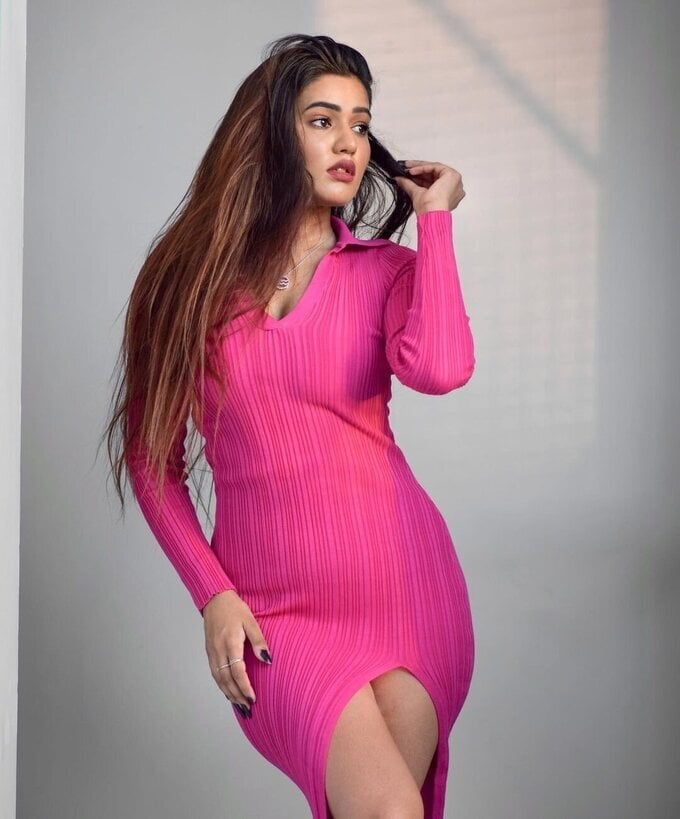 Garima Chaurasia New Hot Images In Instagram