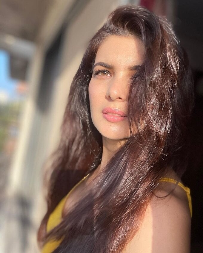 Ihana dhillon latest photos