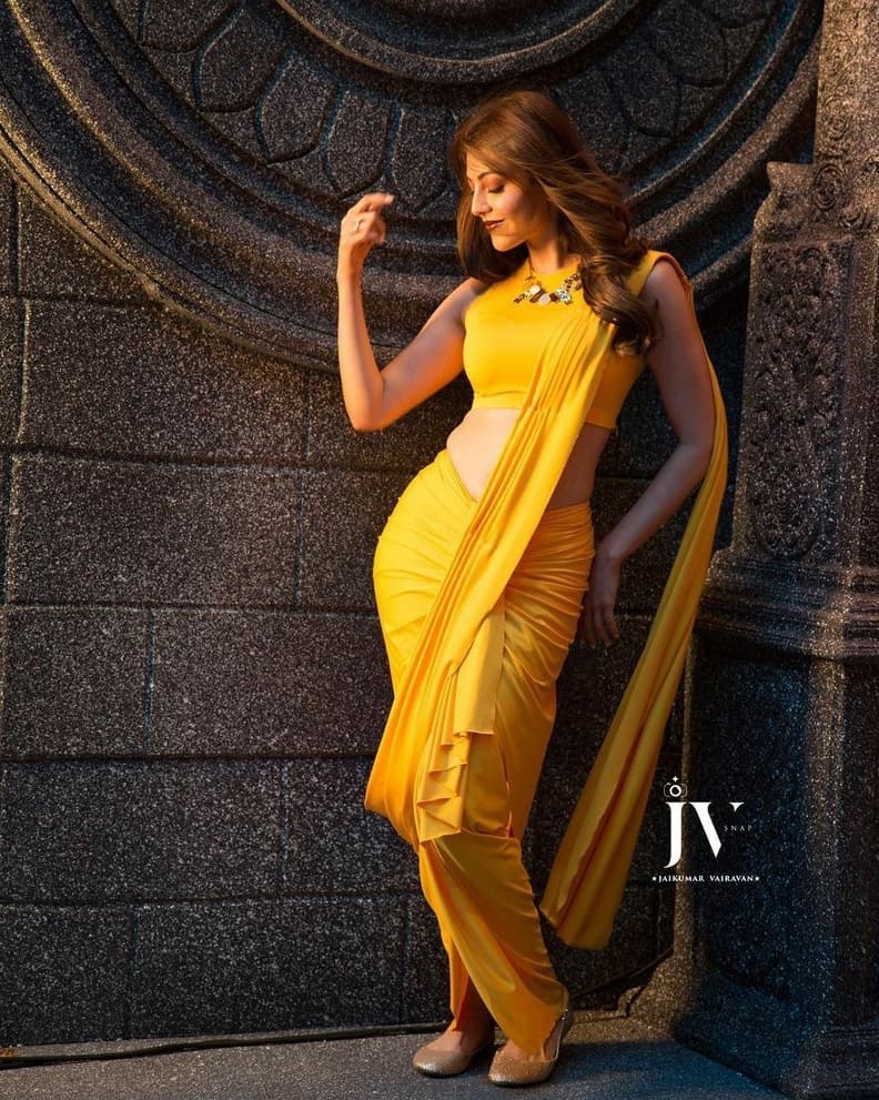 Kajal Aggarwal Images In Yellow Saree