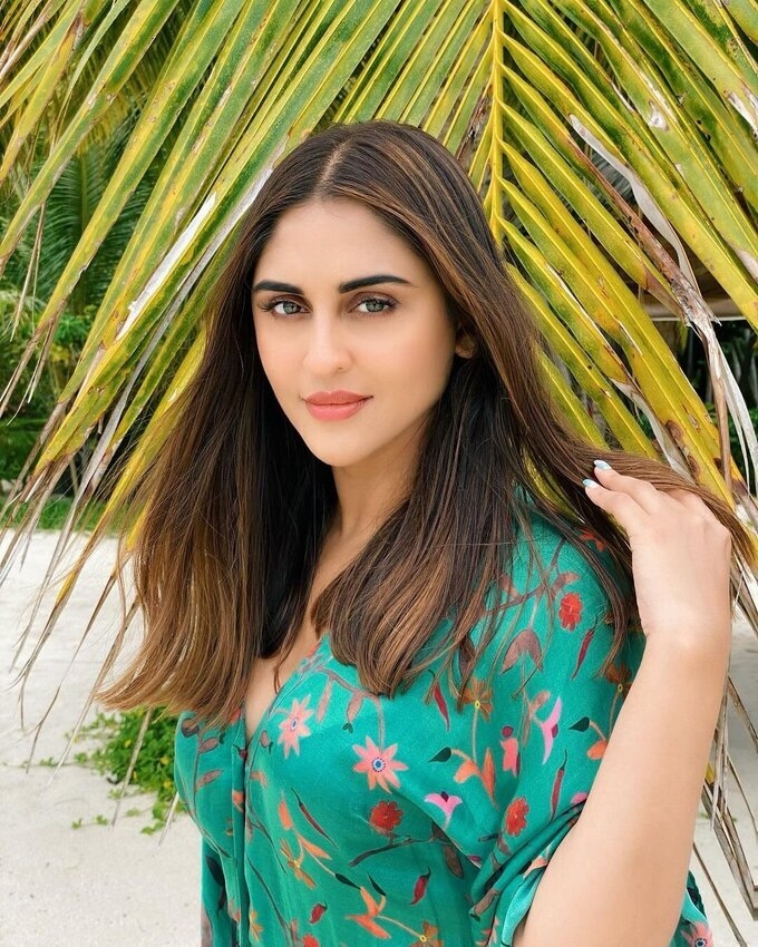Krystle DSouza Photos In Shoot