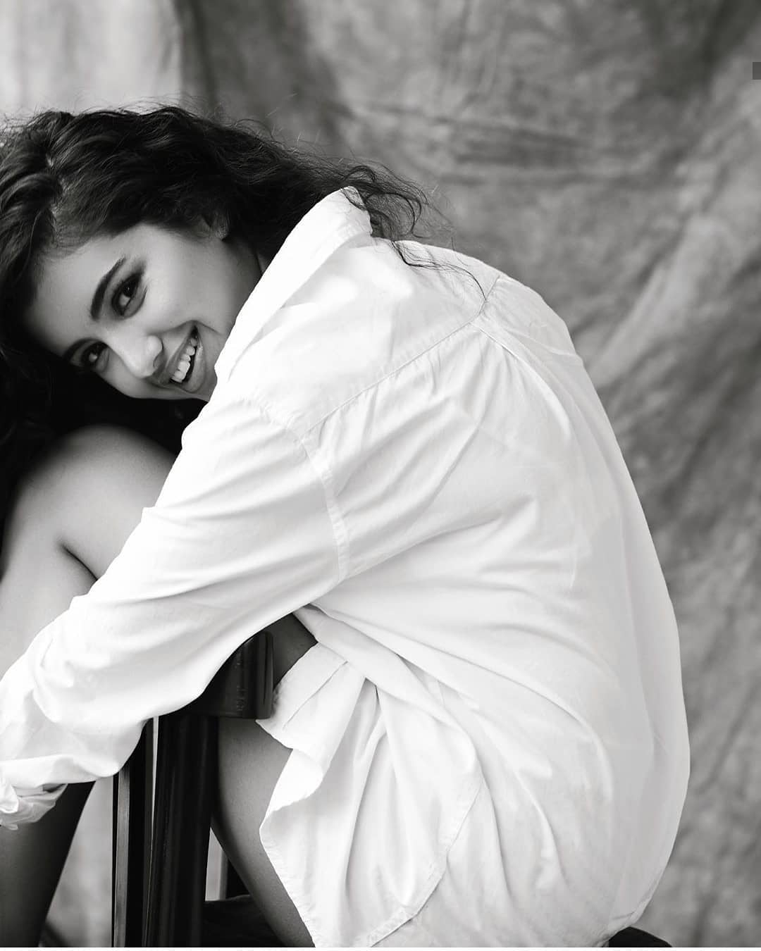 Malvika sharma latest mind blowing Photos