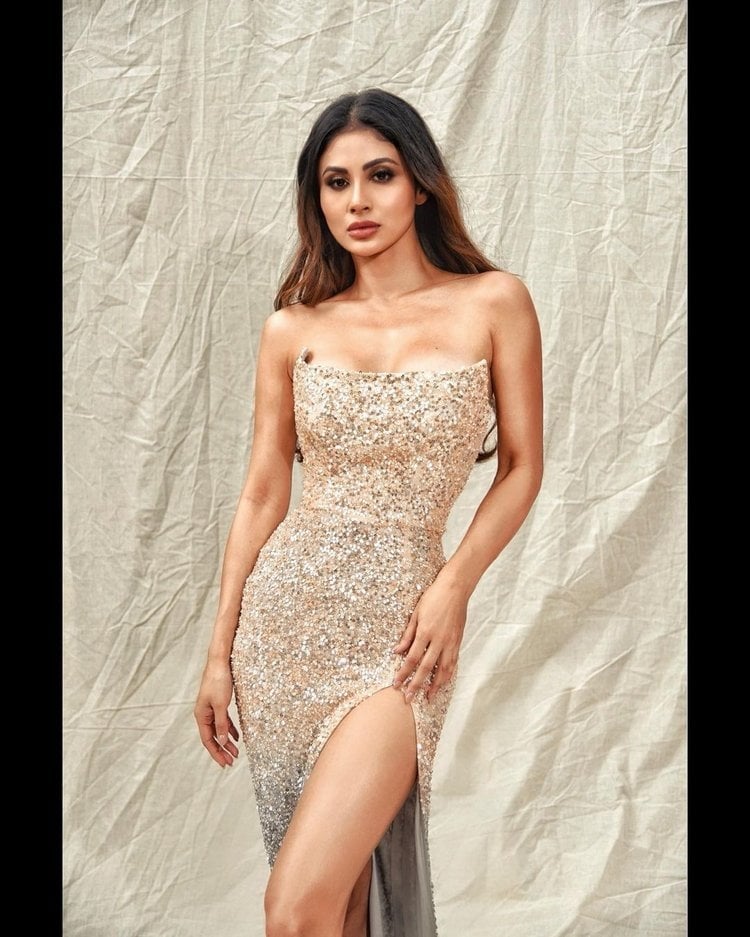 Mouni Roy Stunning And Hot Images