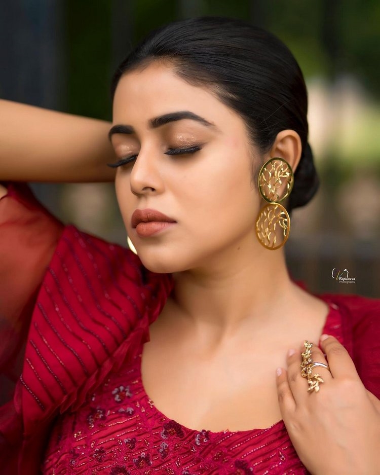 Poorna Latest Out Fit Photos