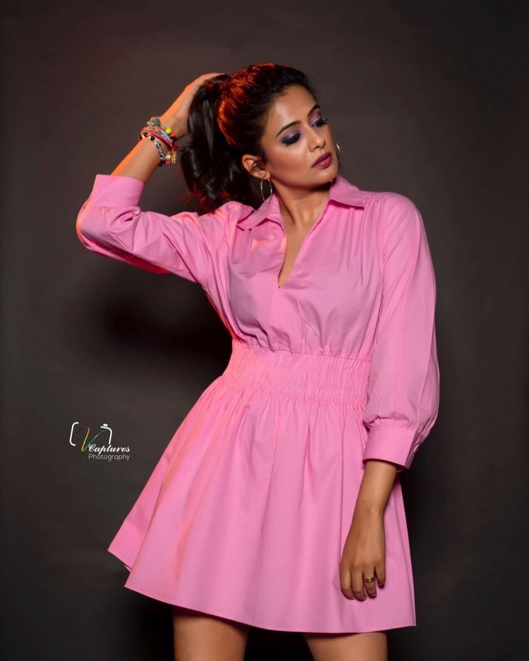 Priya Mani Hot Photos In Pink Frock